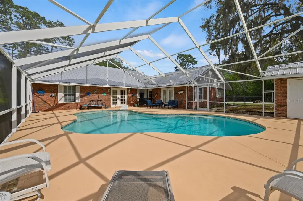6459 SE County Road 337 Newberry FL 32669