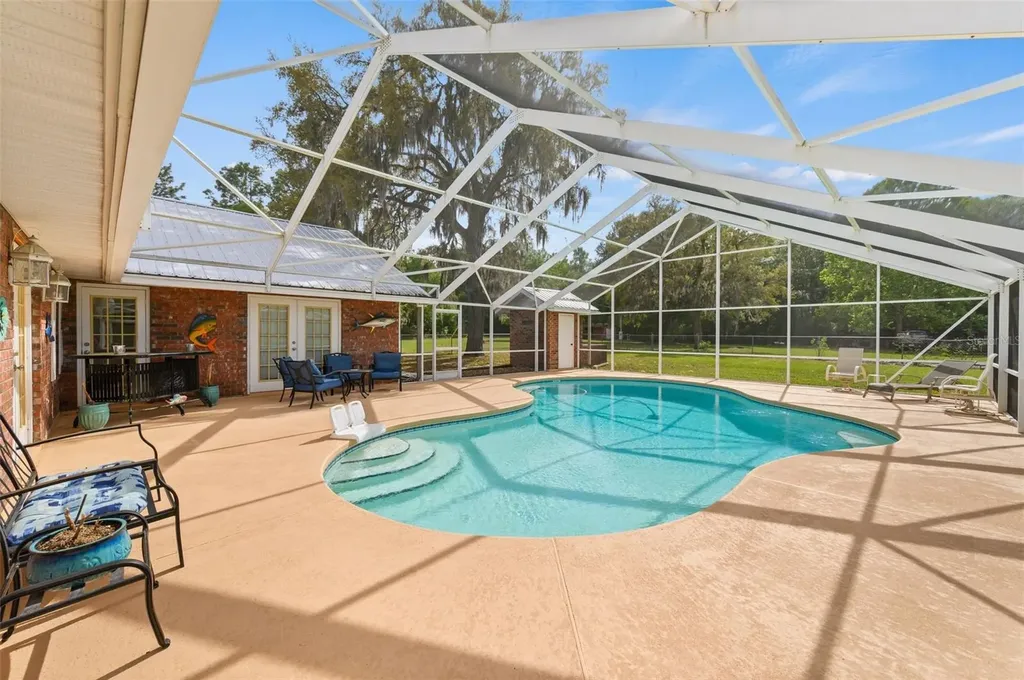 6459 SE County Road 337 Newberry FL 32669