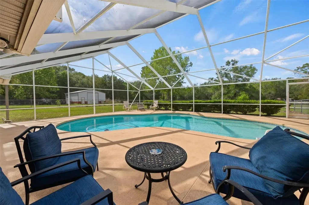 6459 SE County Road 337 Newberry FL 32669