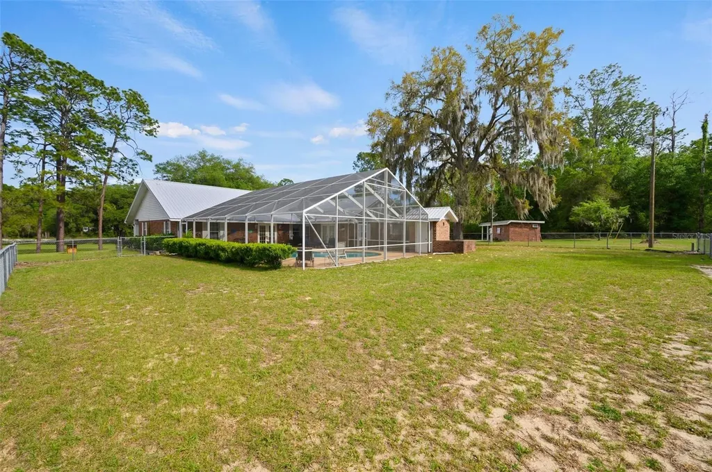 6459 SE County Road 337 Newberry FL 32669
