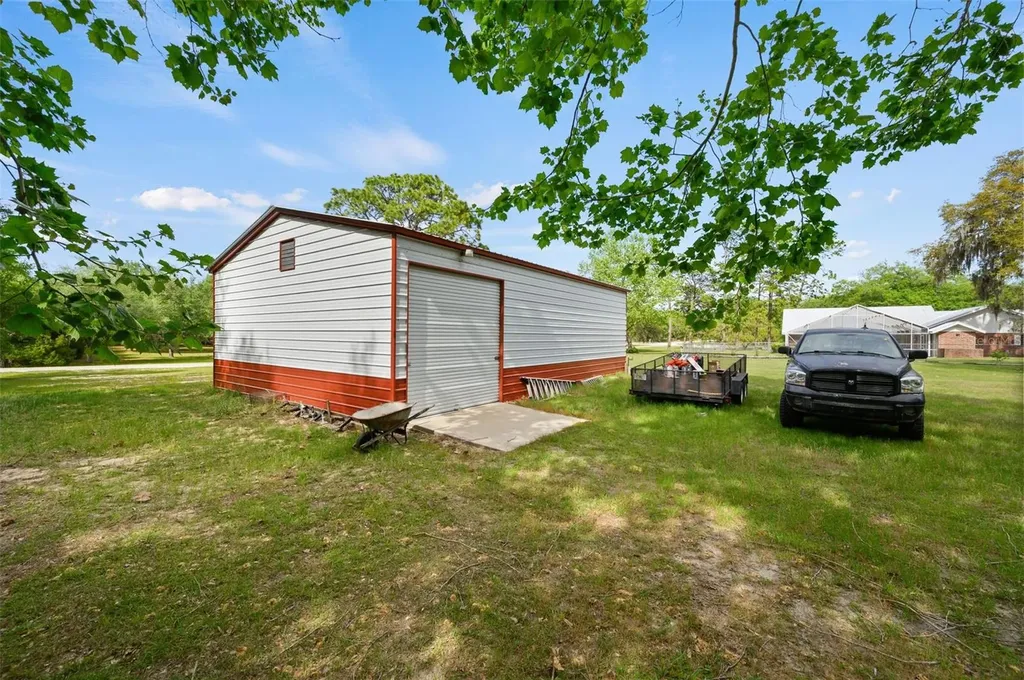 6459 SE County Road 337 Newberry FL 32669