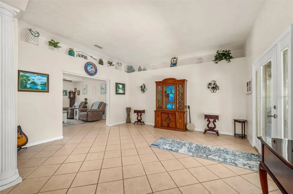 6459 SE County Road 337 Newberry FL 32669