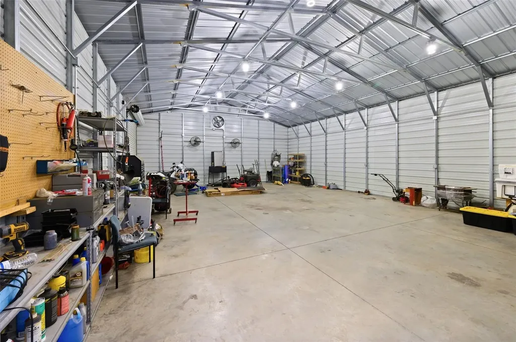 6459 SE County Road 337 Newberry FL 32669