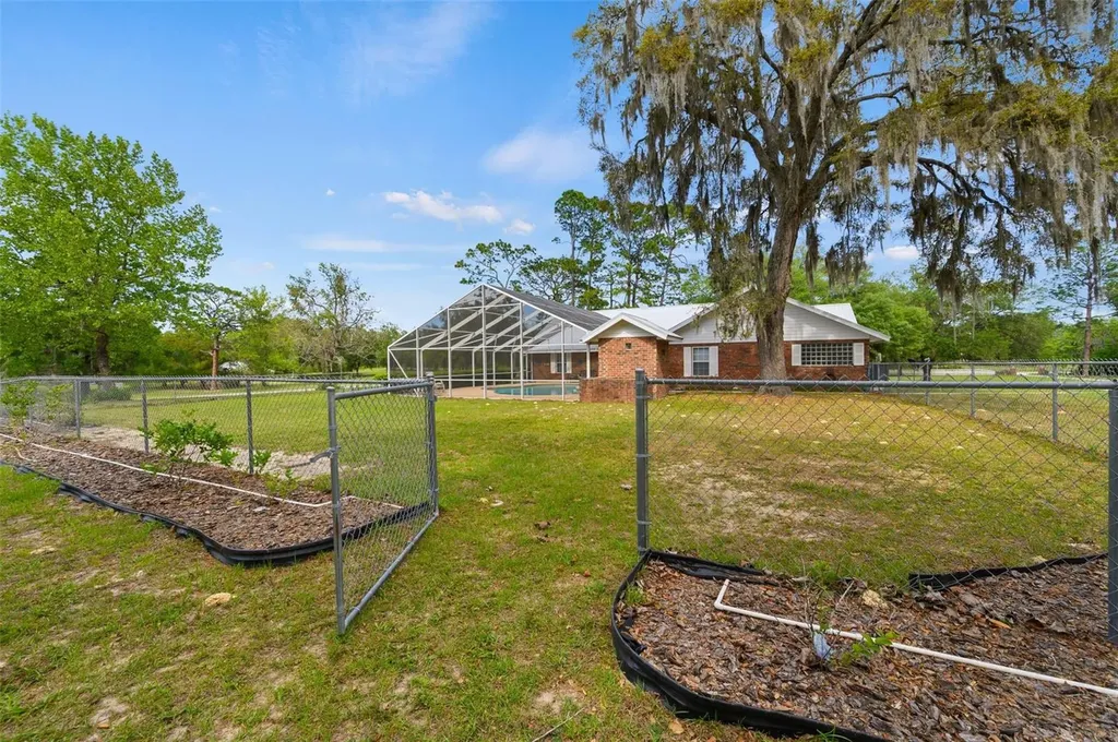 6459 SE County Road 337 Newberry FL 32669