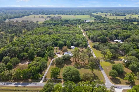 6459 SE County Road 337 Newberry FL 32669