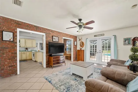 6459 SE County Road 337 Newberry FL 32669