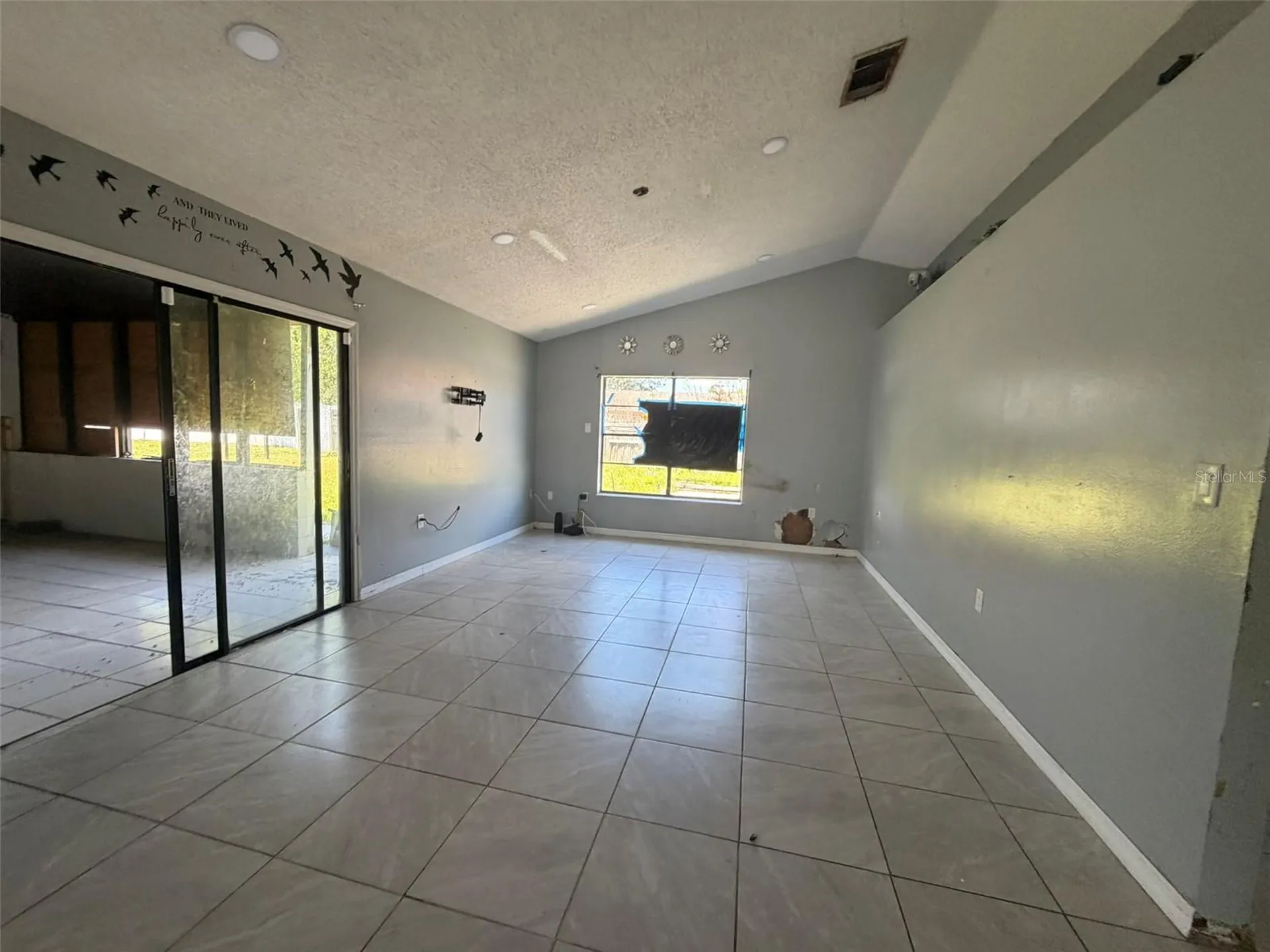305 Cornwallis Court Kissimmee FL 34758