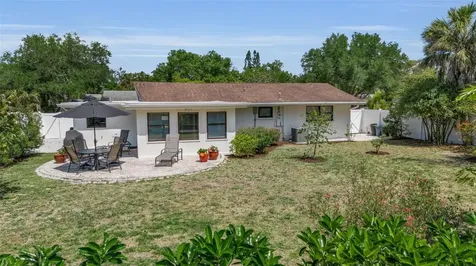 2440 Valencia Drive Sarasota FL 34239