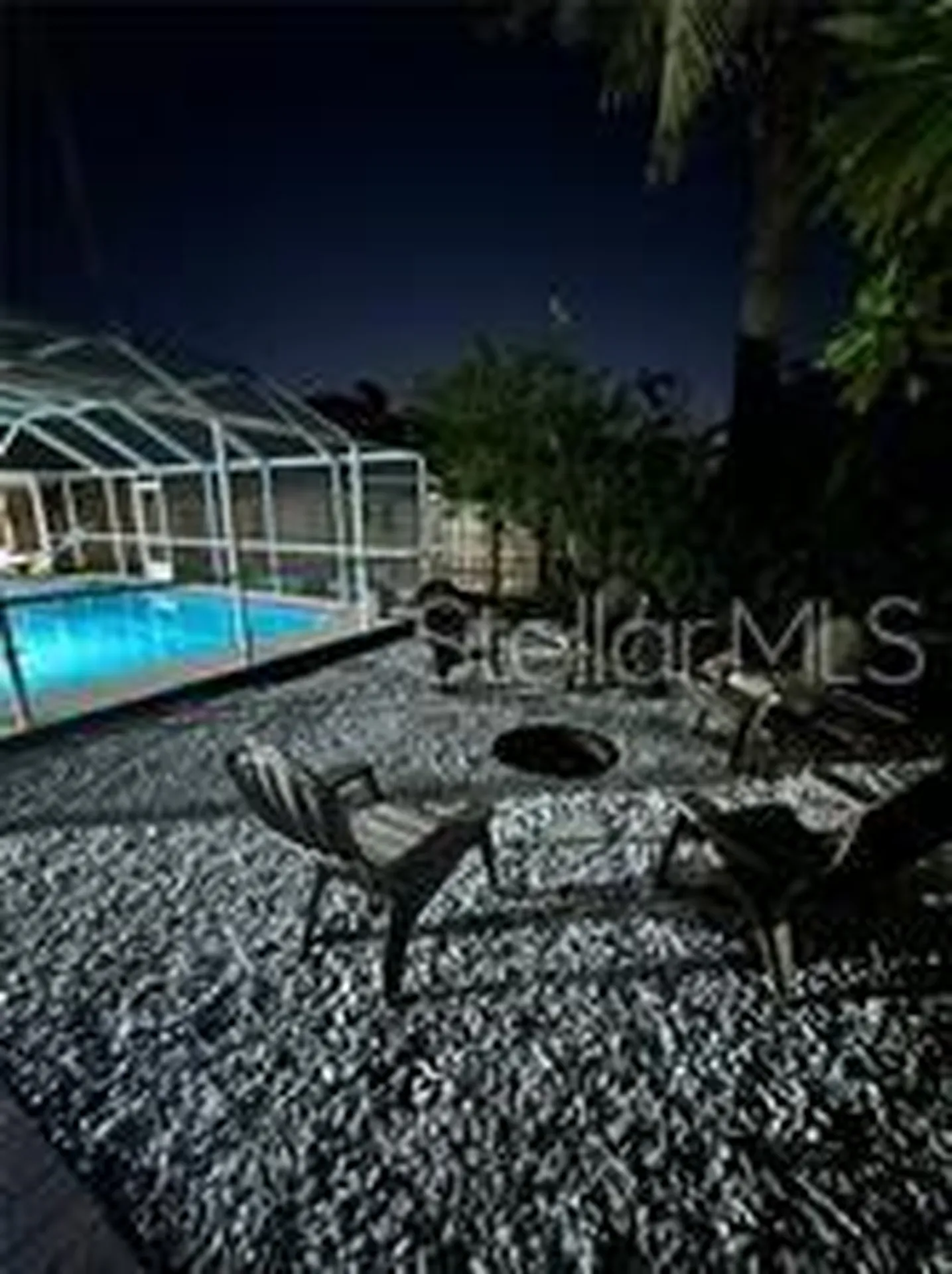 162 SE Lincoln Circle N St Petersburg FL 33703