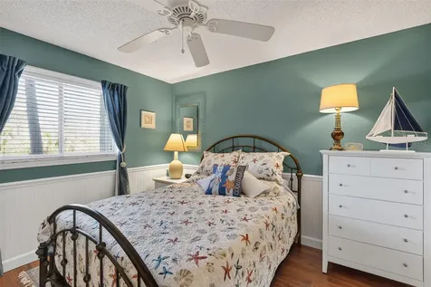 1401 S Mccall Road Englewood FL 34223
