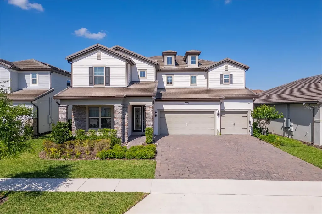 9242 Hanging Vine Court Orlando FL 32836