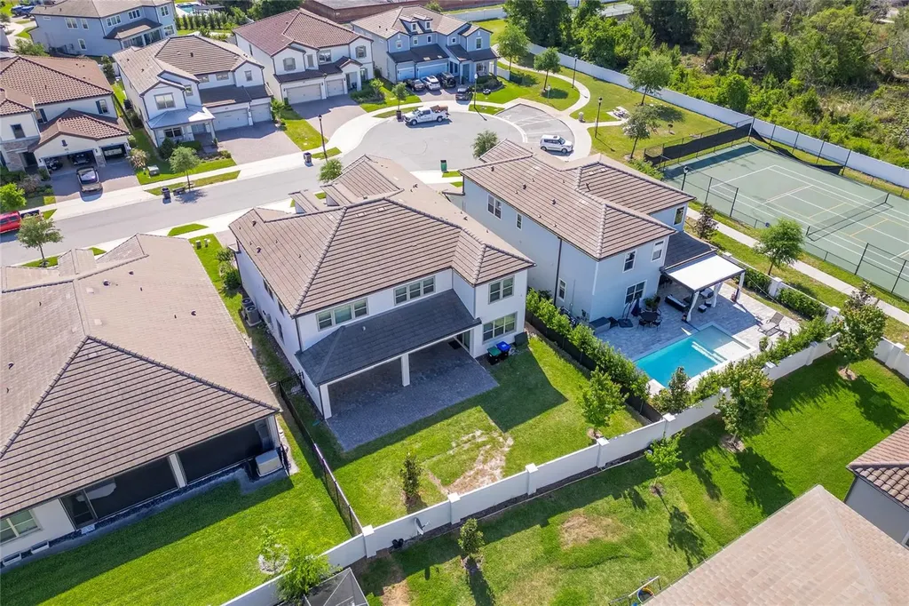 9242 Hanging Vine Court Orlando FL 32836