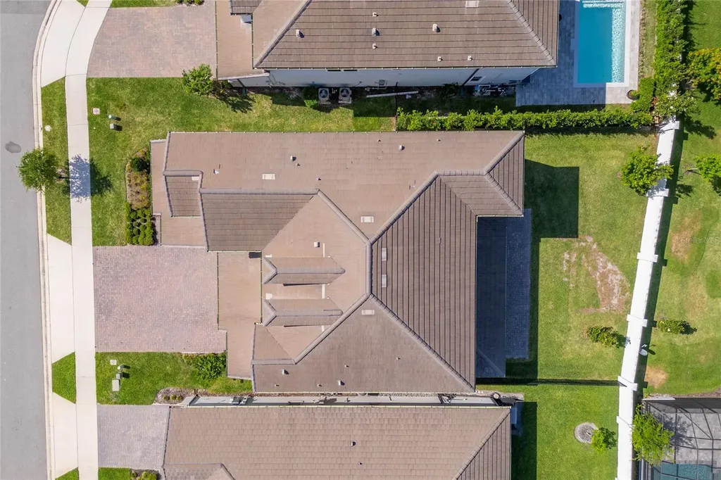 9242 Hanging Vine Court Orlando FL 32836