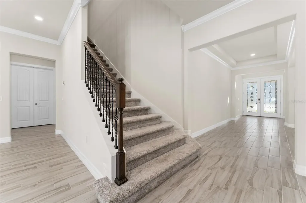 9242 Hanging Vine Court Orlando FL 32836