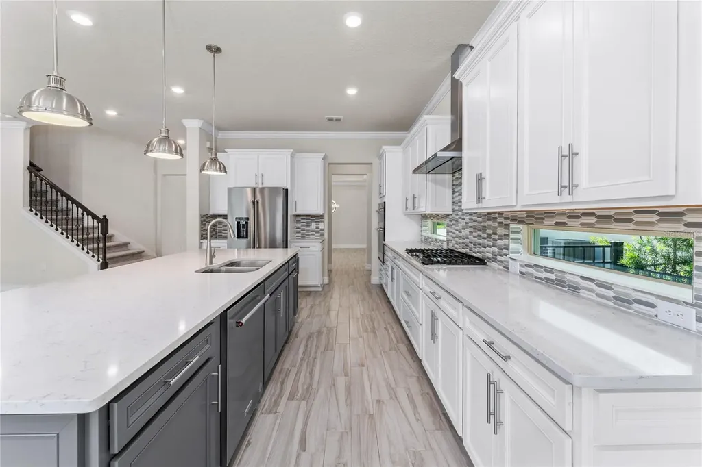 9242 Hanging Vine Court Orlando FL 32836