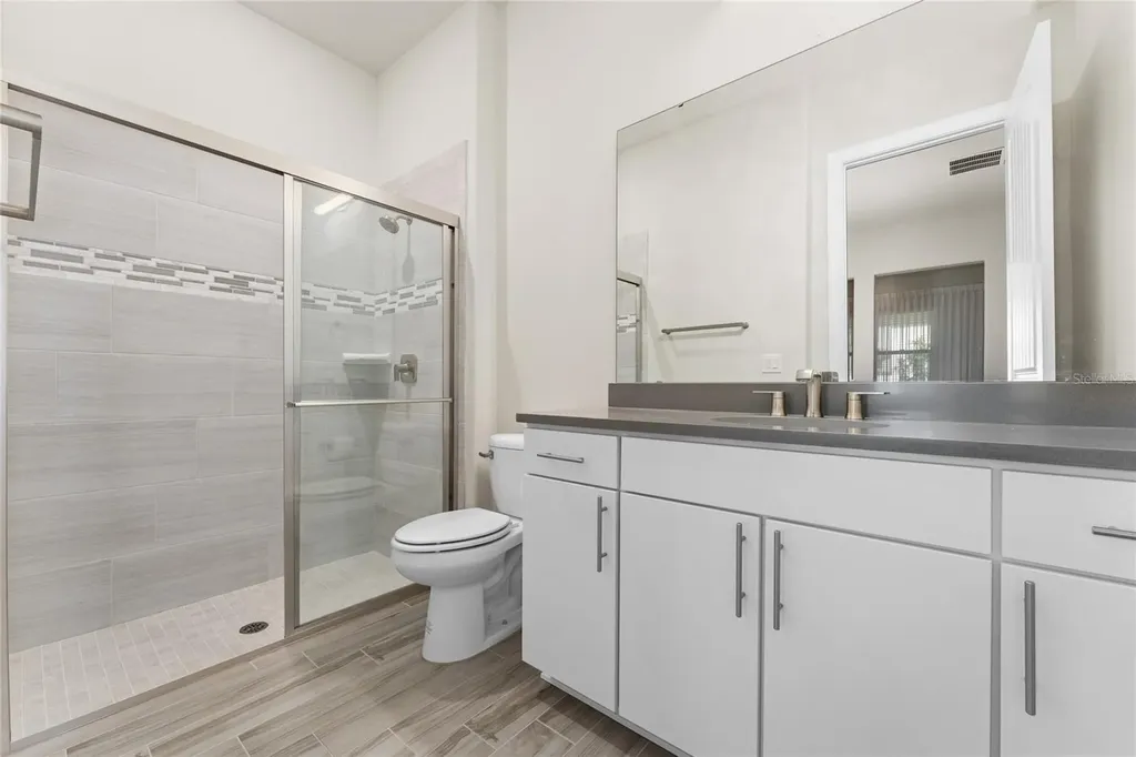 9242 Hanging Vine Court Orlando FL 32836