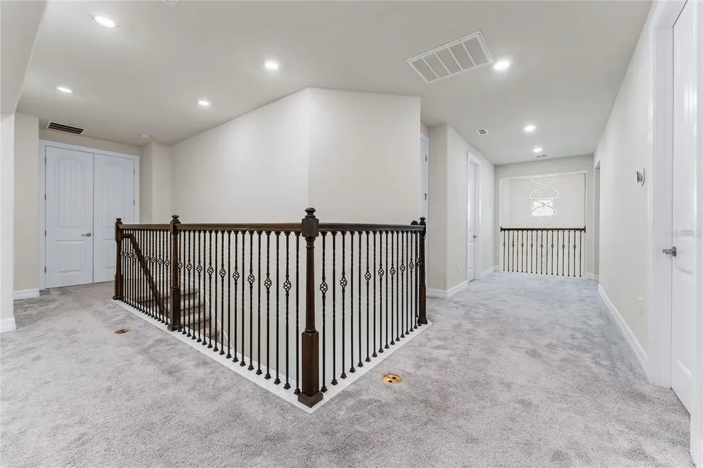 9242 Hanging Vine Court Orlando FL 32836