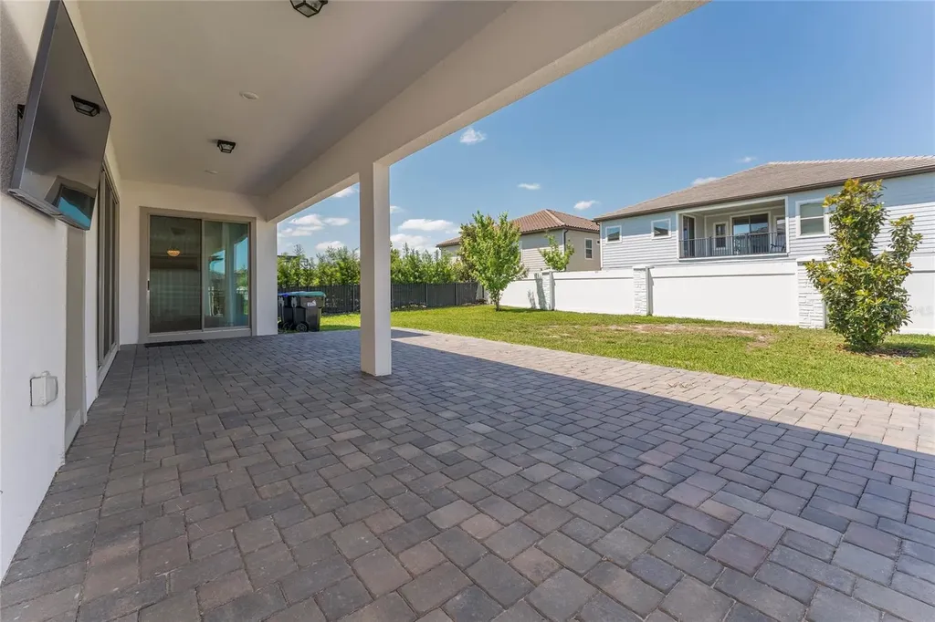 9242 Hanging Vine Court Orlando FL 32836
