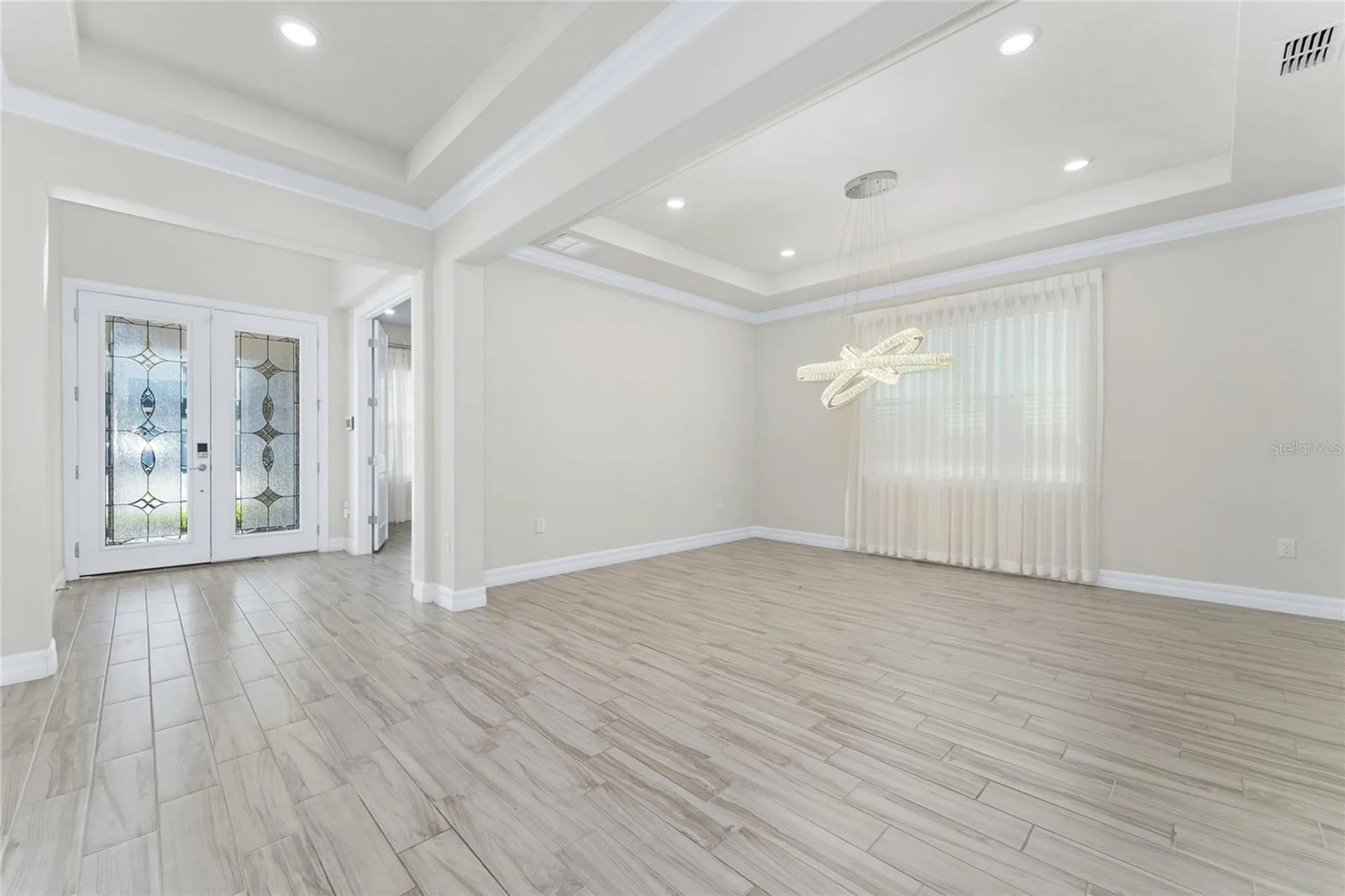 9242 Hanging Vine Court Orlando FL 32836