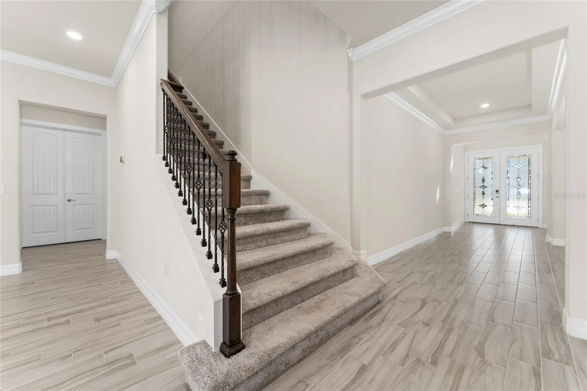 9242 Hanging Vine Court Orlando FL 32836