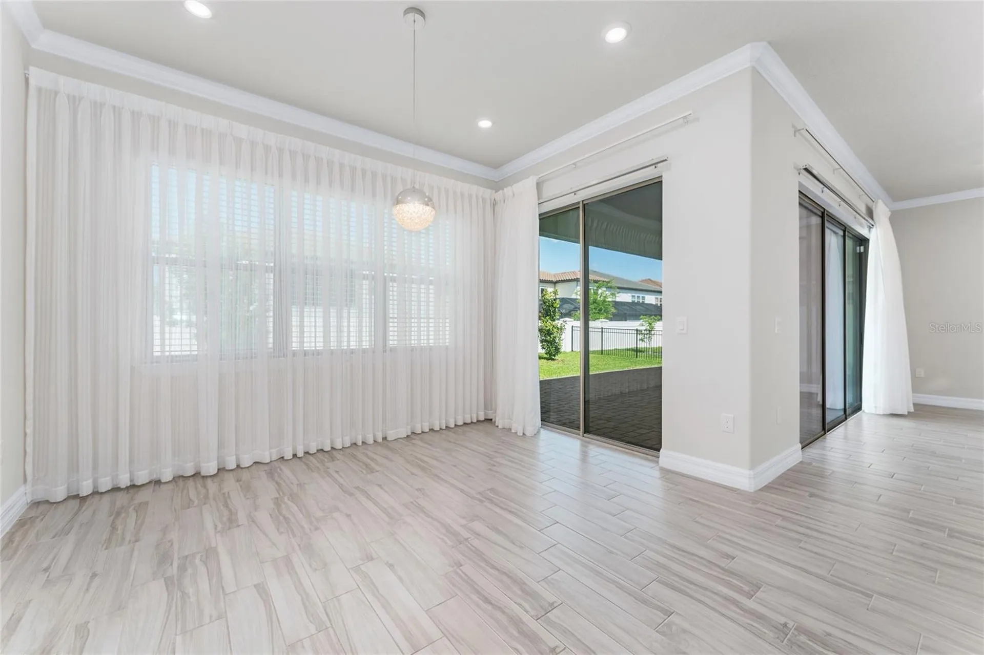 9242 Hanging Vine Court Orlando FL 32836