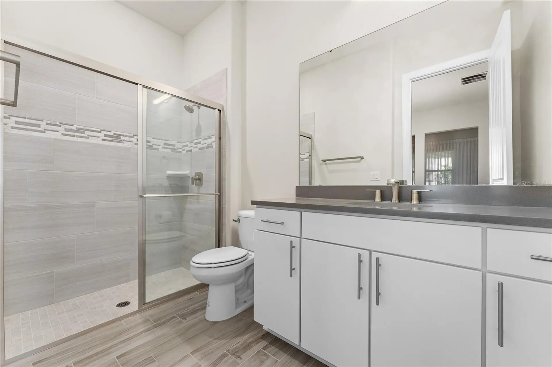 9242 Hanging Vine Court Orlando FL 32836