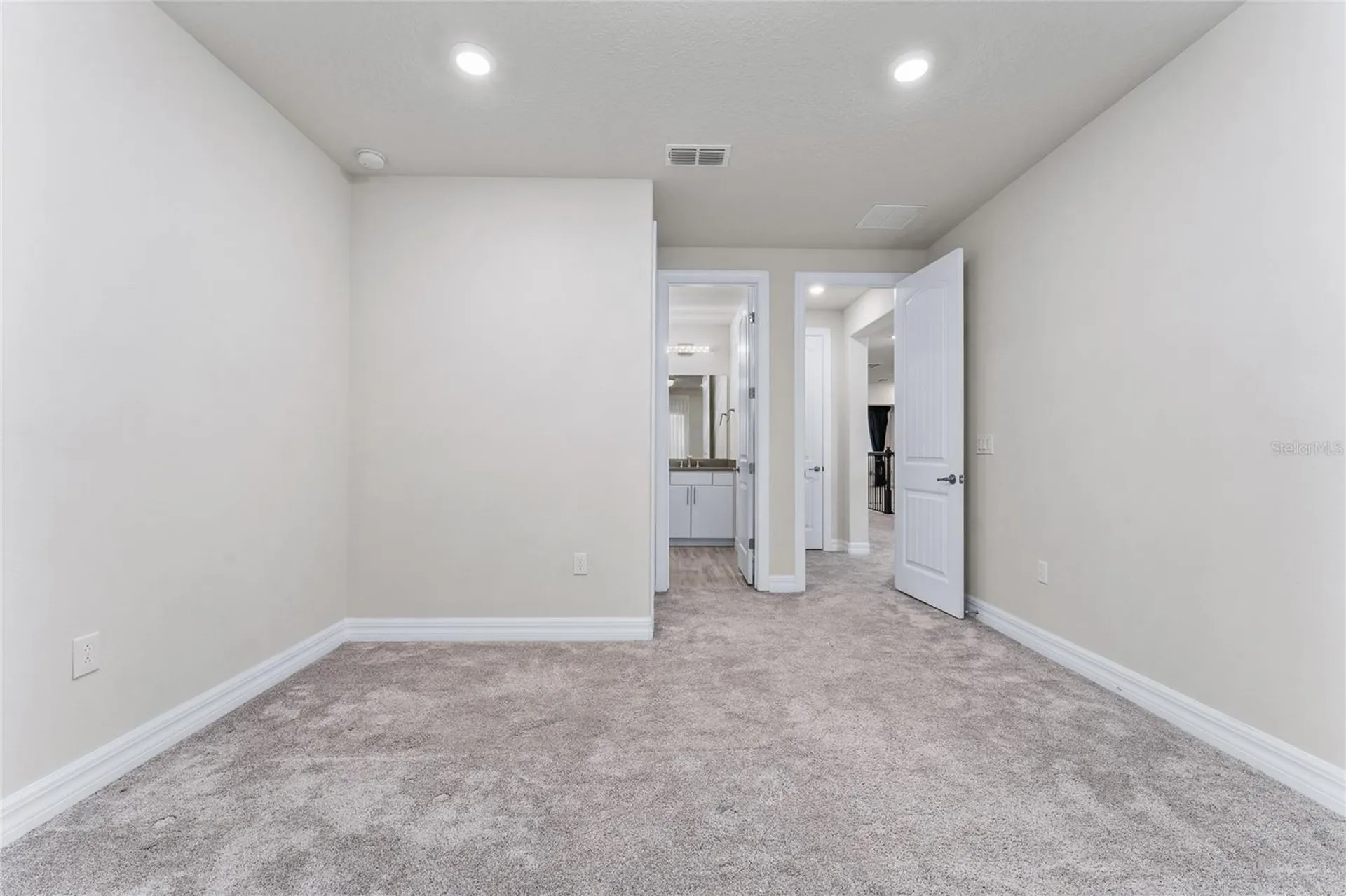 9242 Hanging Vine Court Orlando FL 32836
