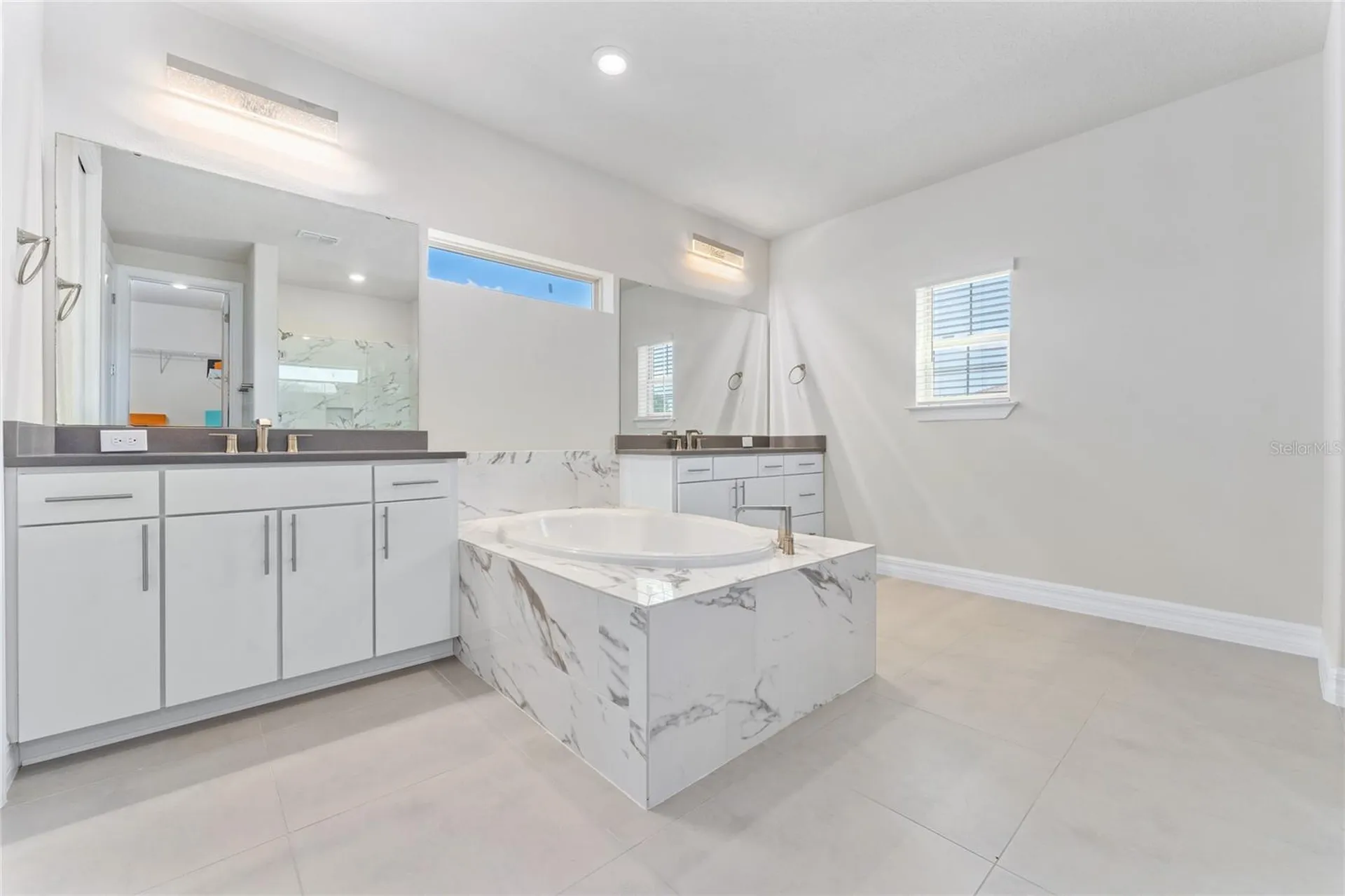 9242 Hanging Vine Court Orlando FL 32836