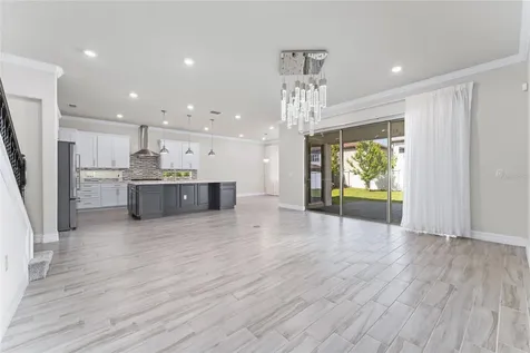9242 Hanging Vine Court Orlando FL 32836