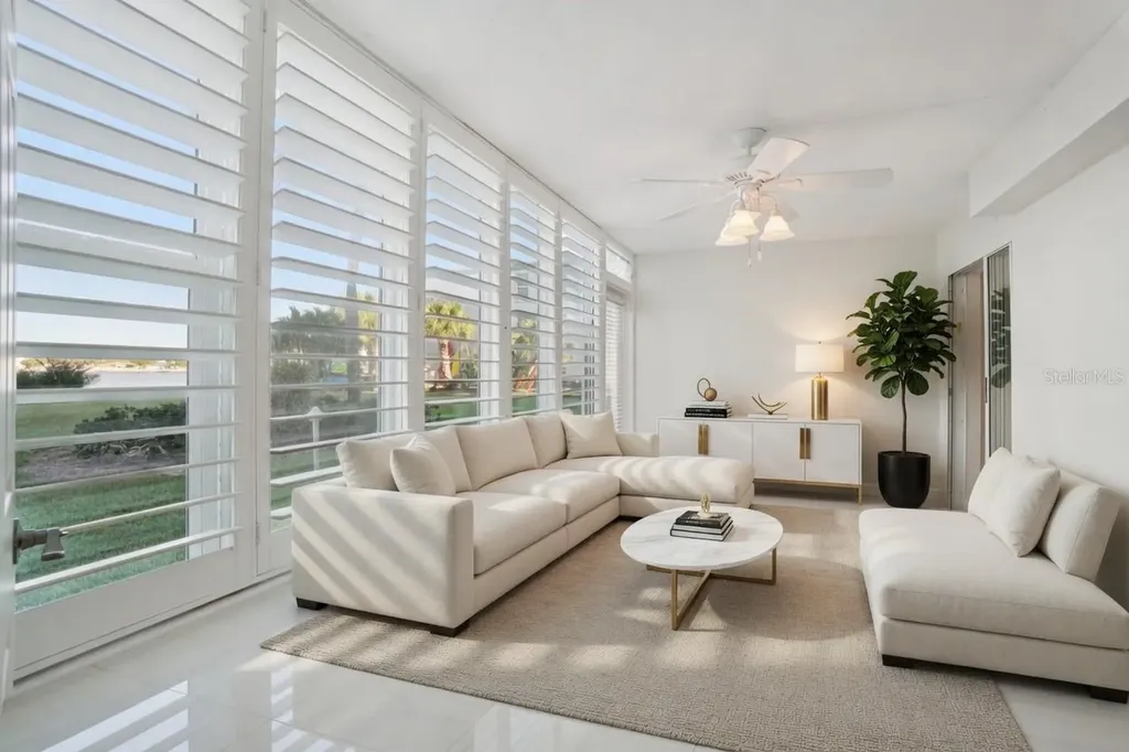 1847 Shore Drive S South Pasadena FL 33707