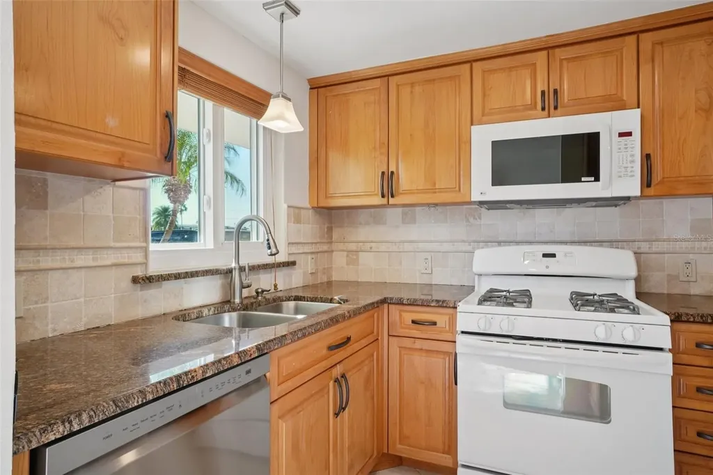 1847 Shore Drive S South Pasadena FL 33707