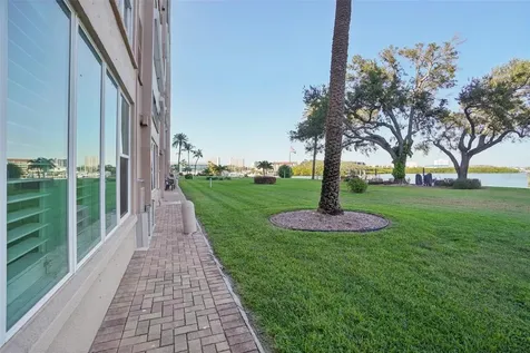 1847 Shore Drive S South Pasadena FL 33707