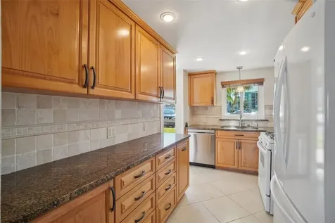 1847 Shore Drive S South Pasadena FL 33707