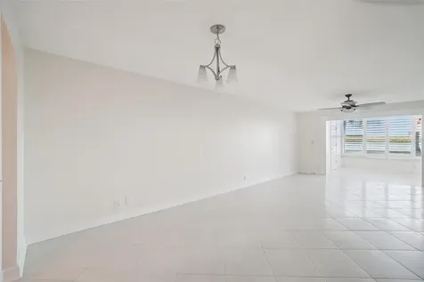 1847 Shore Drive S South Pasadena FL 33707