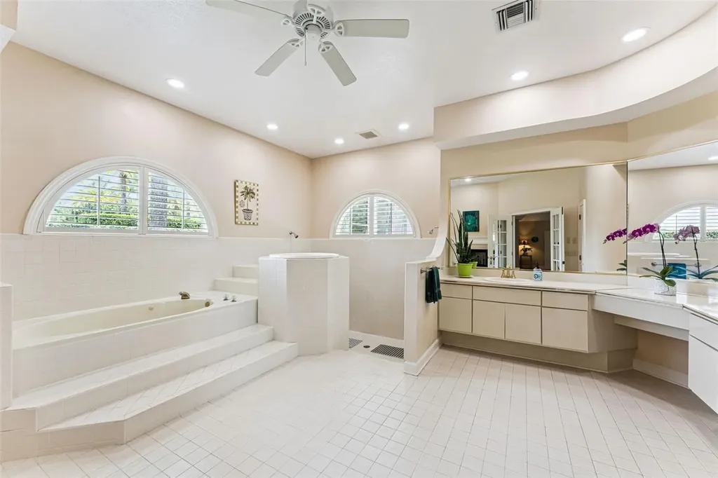 628 E Club Circle Longwood FL 32779