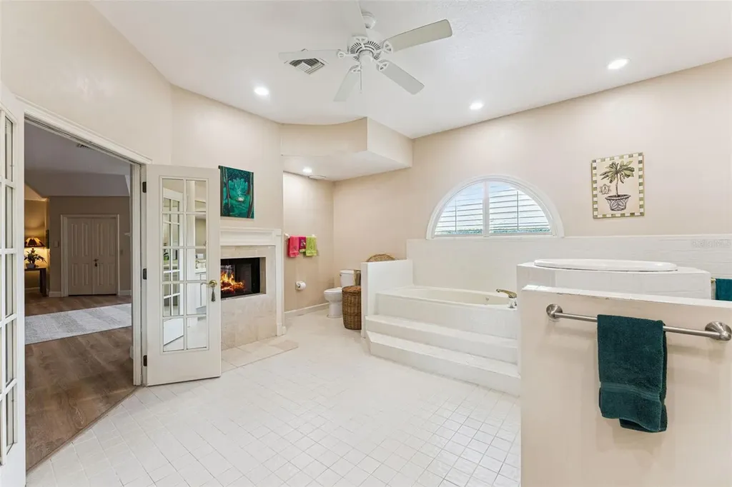 628 E Club Circle Longwood FL 32779