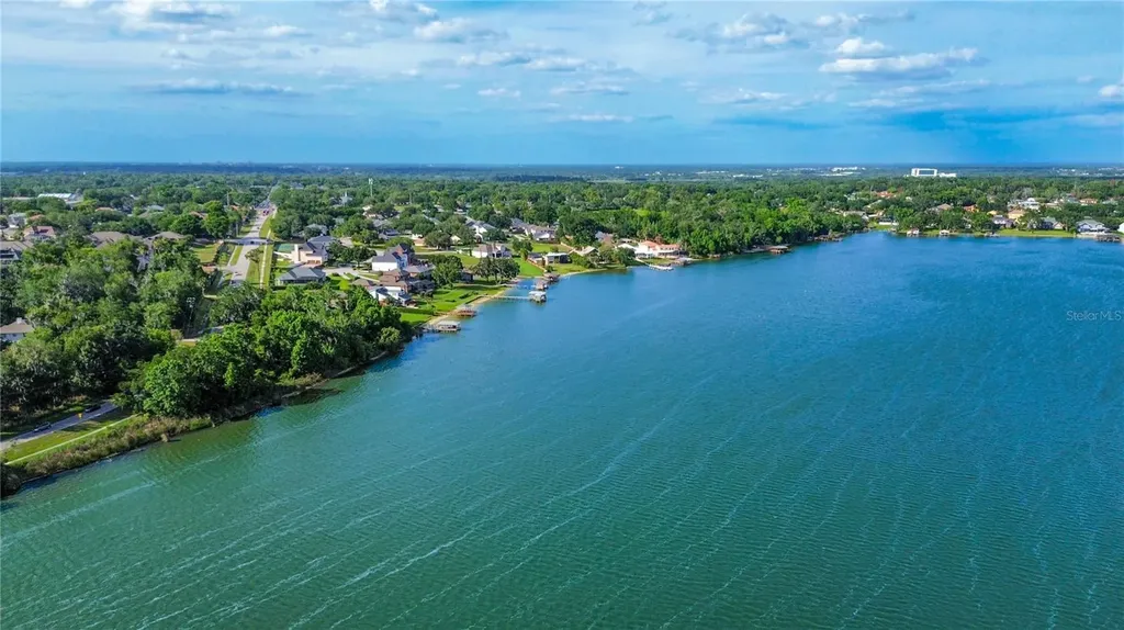 17 Loma Verde Lakeland FL 33813
