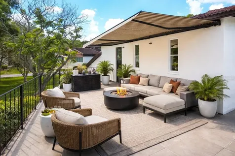 17 Loma Verde Lakeland FL 33813