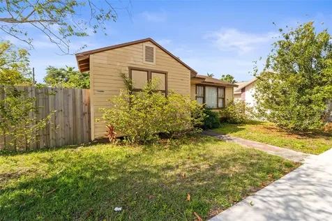 3000 5th Avenue N St Petersburg FL 33713