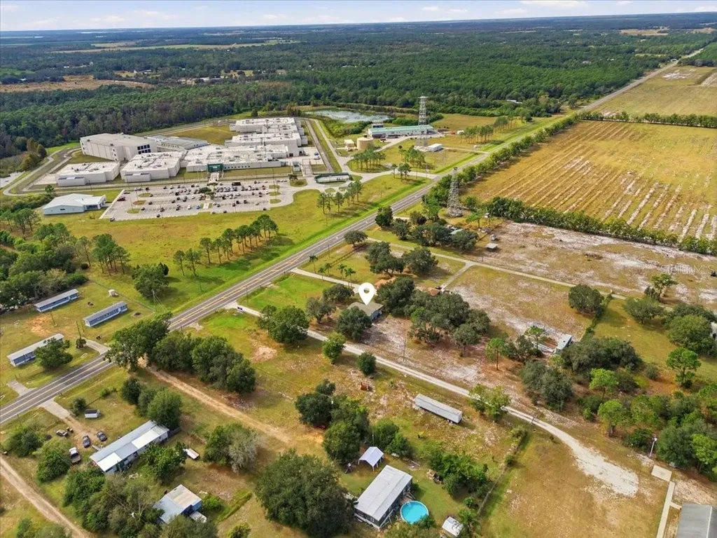 1020 98 W Frostproof FL 33843