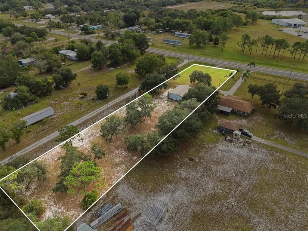 1020 98 W Frostproof FL 33843