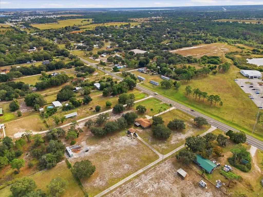 1020 98 W Frostproof FL 33843