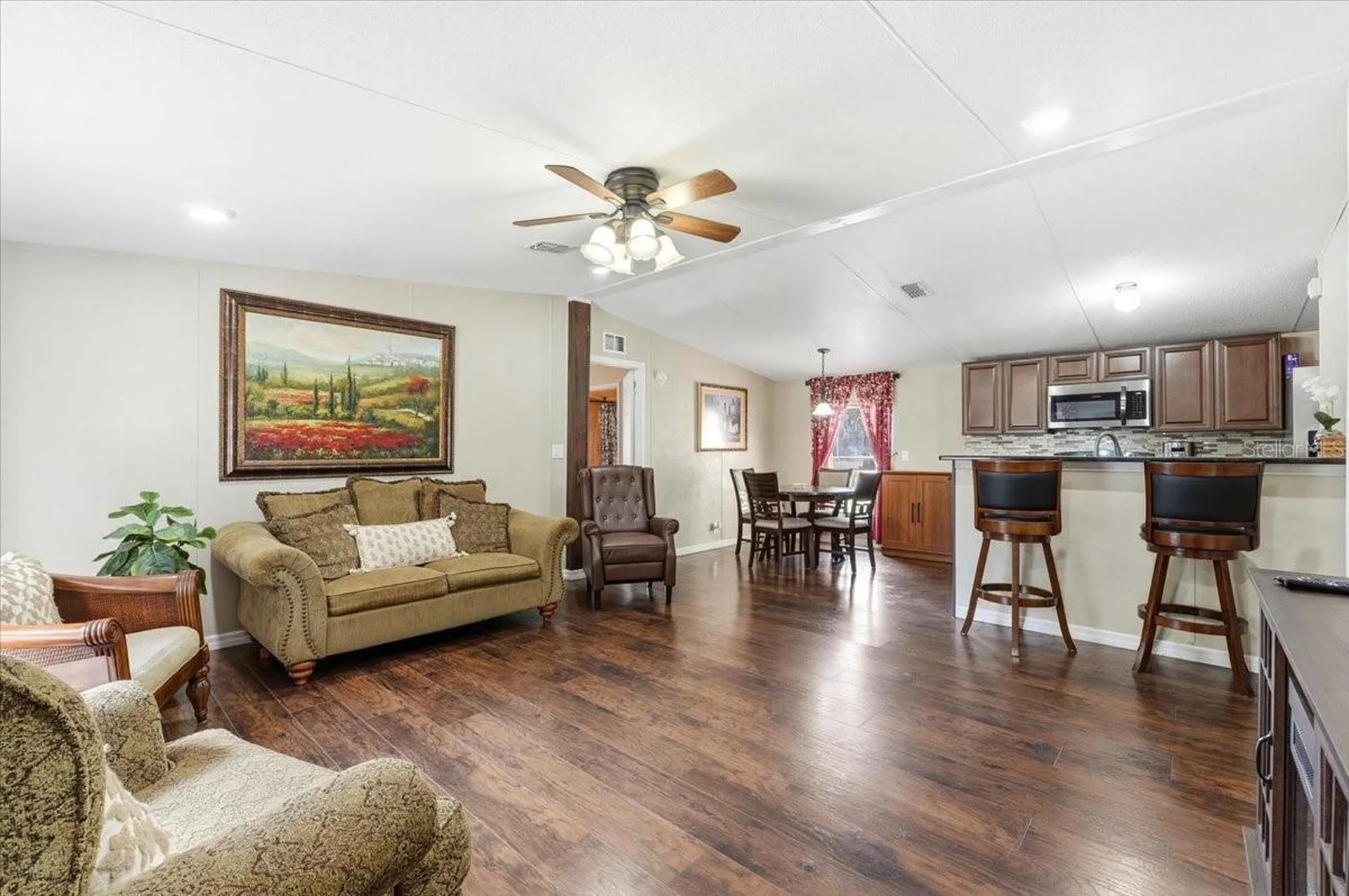 1020 98 W Frostproof FL 33843