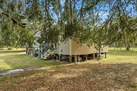 1020 98 W Frostproof FL 33843