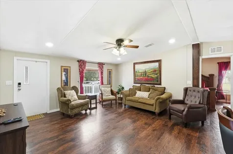 1020 98 W Frostproof FL 33843