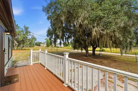 1020 98 W Frostproof FL 33843