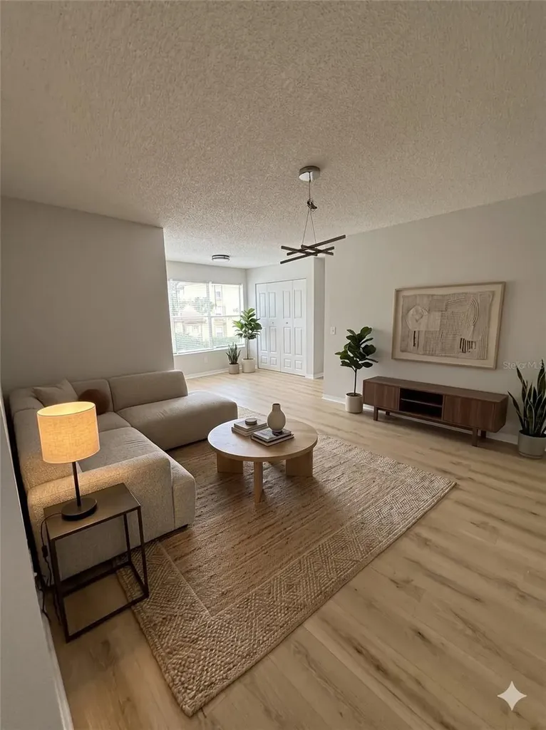 5160 Conroy Road Orlando FL 32811