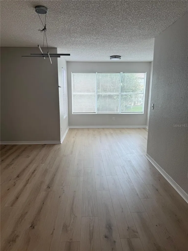 5160 Conroy Road Orlando FL 32811