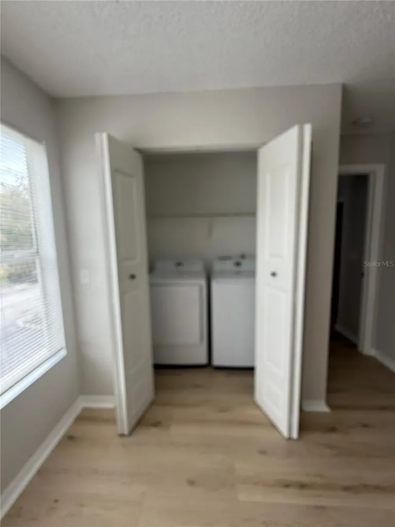 5160 Conroy Road Orlando FL 32811
