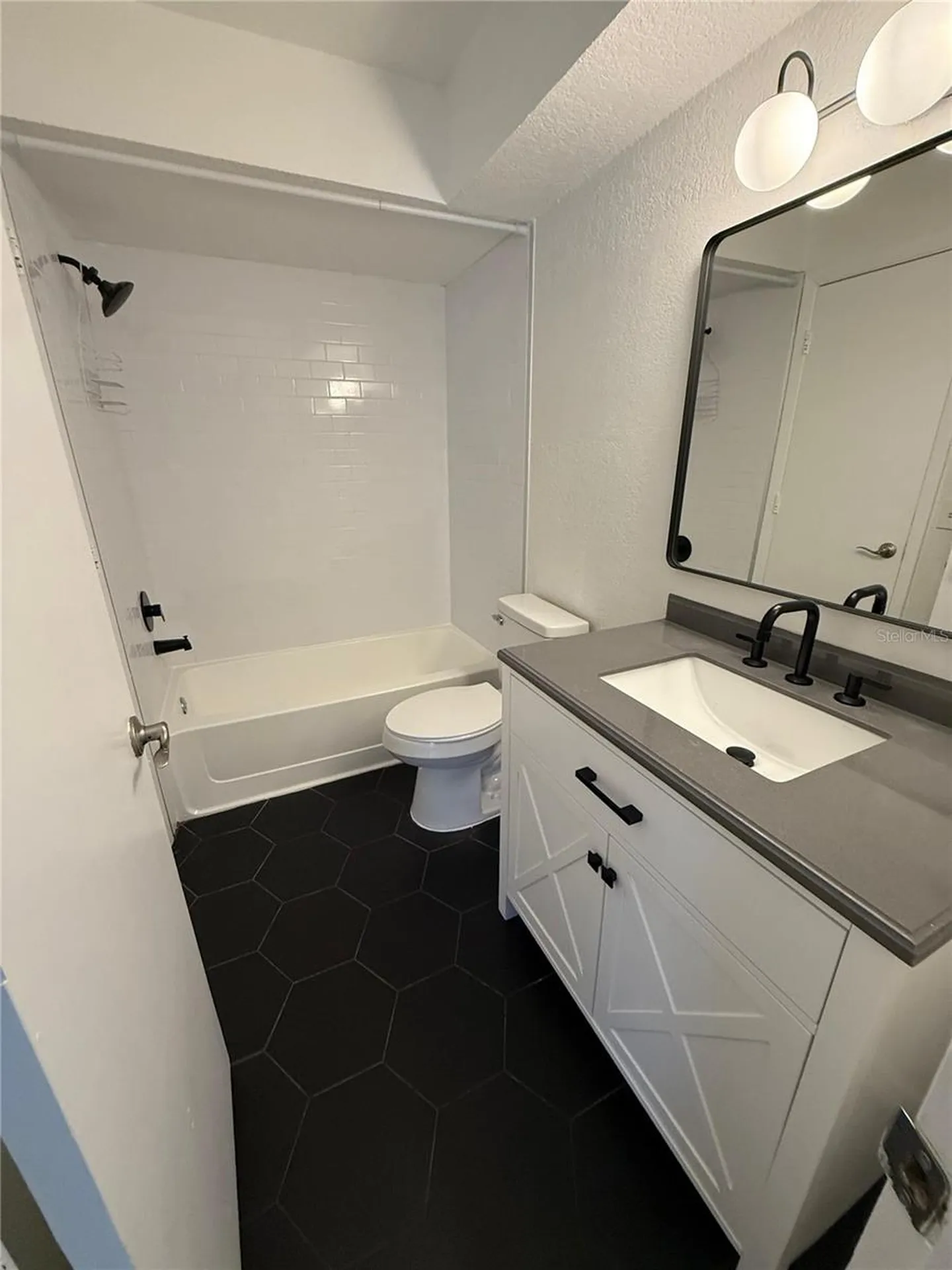 5160 Conroy Road Orlando FL 32811